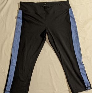CABI Racer Tech crop Legging #809 size Large